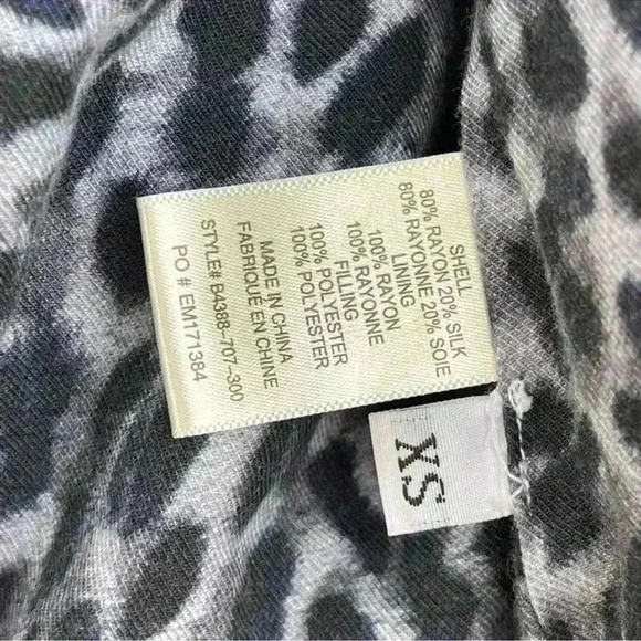 Bella Dahl black velvet puffer XS - Picture 11 of 13